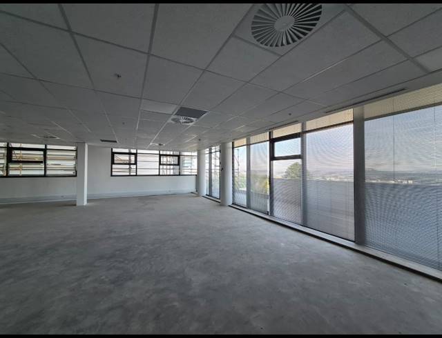647M² OFFICE TO LET IN ILLOVO